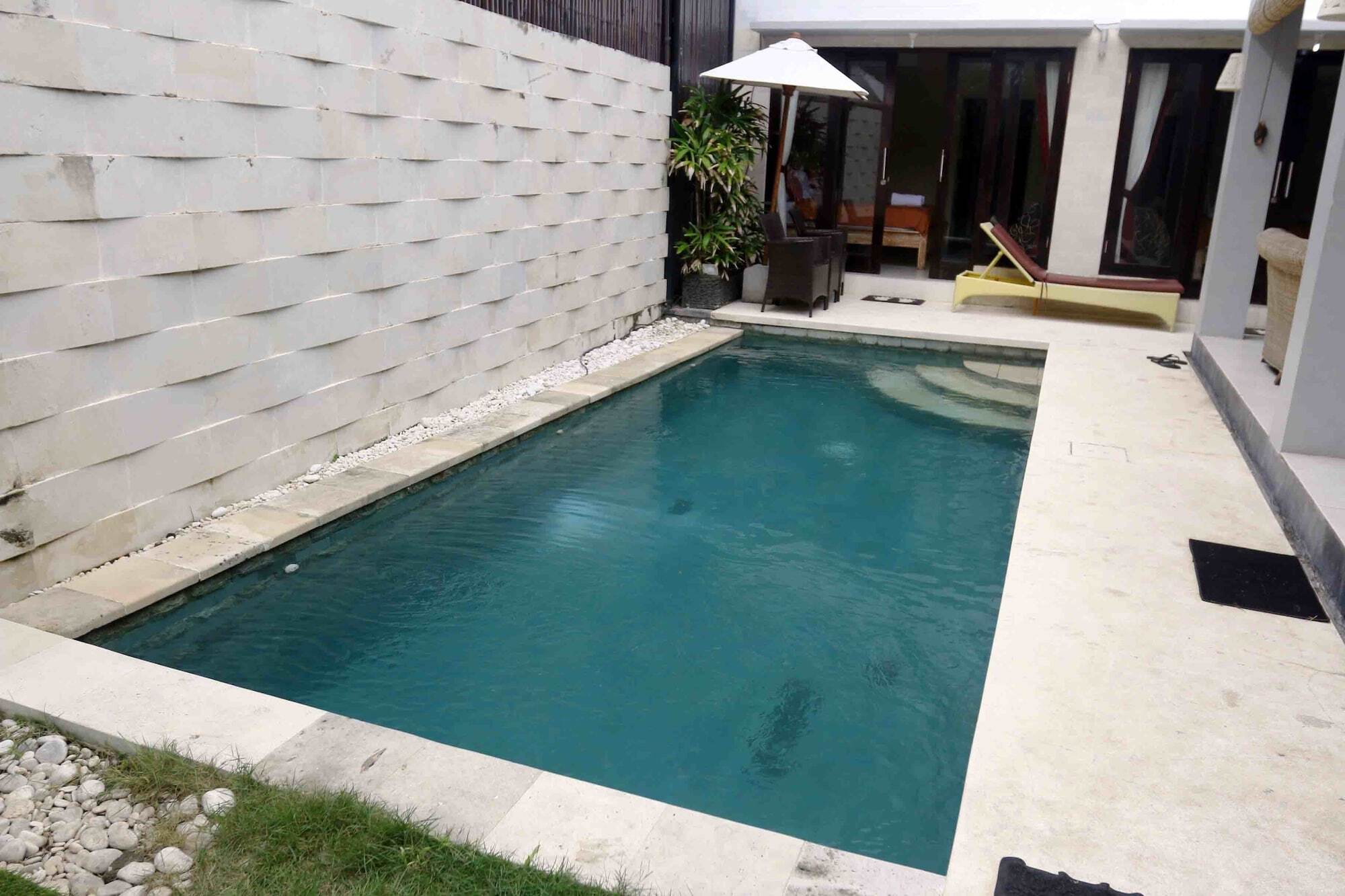 Sunny Villa Seminyak (Bali)